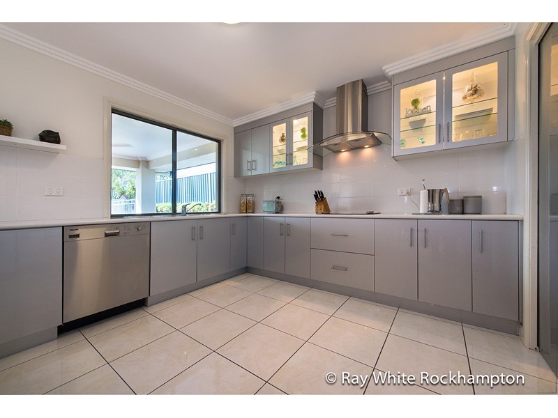 23 Connemara Drive, Kawana QLD 4701