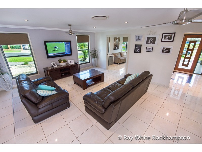 23 Connemara Drive, Kawana QLD 4701