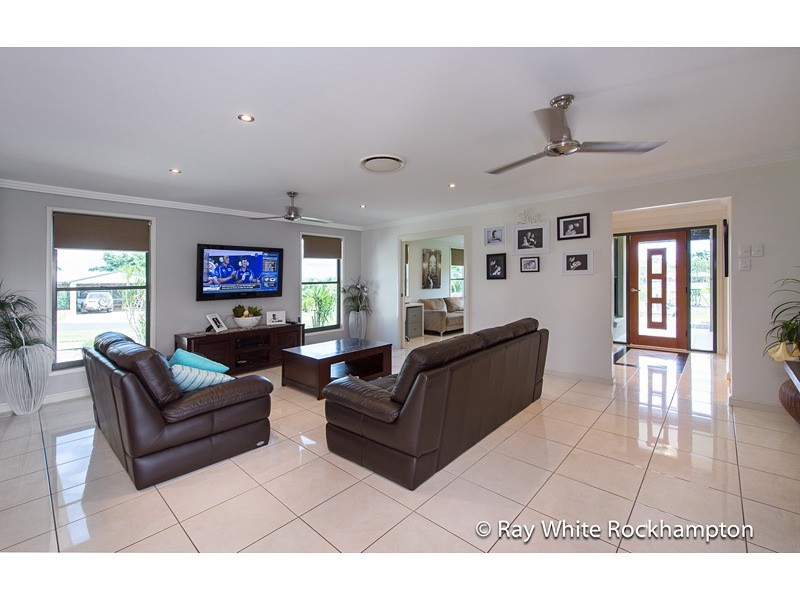23 Connemara Drive, Kawana QLD 4701