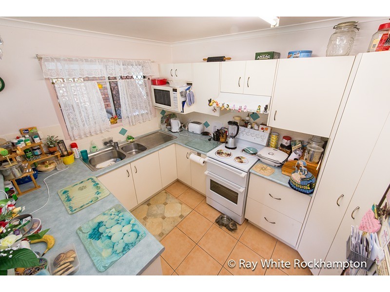 12 Webber Avenue, Kawana QLD 4701