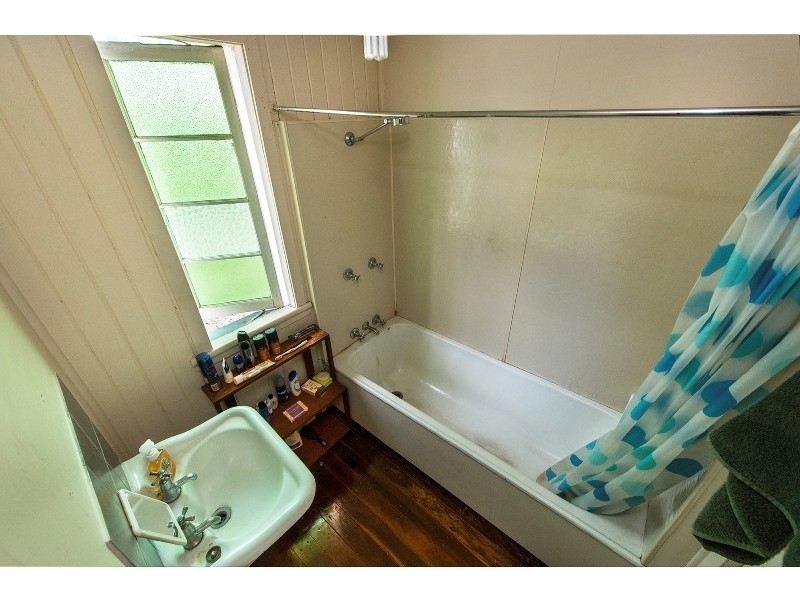 1/99 Princess Street, Berserker QLD 4701