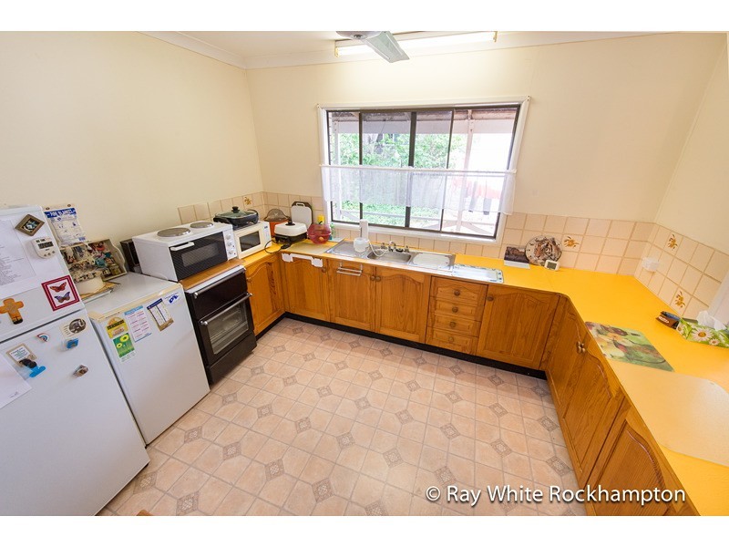 60 Wiseman Street, Kabra QLD 4702