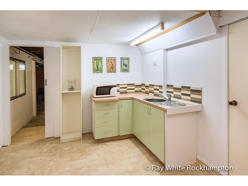 376 French Avenue, Frenchville QLD 4701