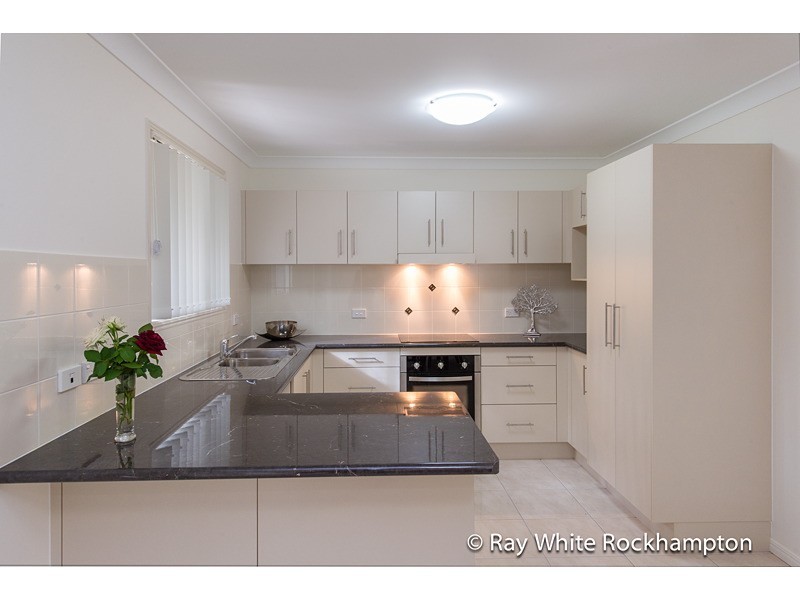 1/191 Rush Street, Koongal QLD 4701