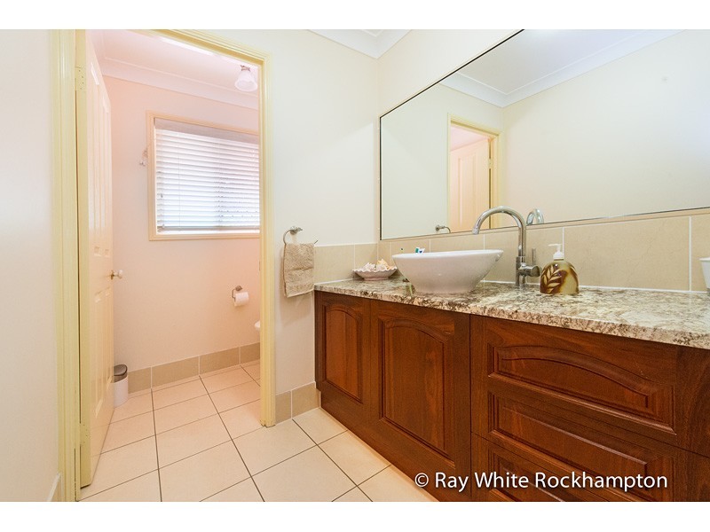 32 Beaumont Drive, Frenchville QLD 4701