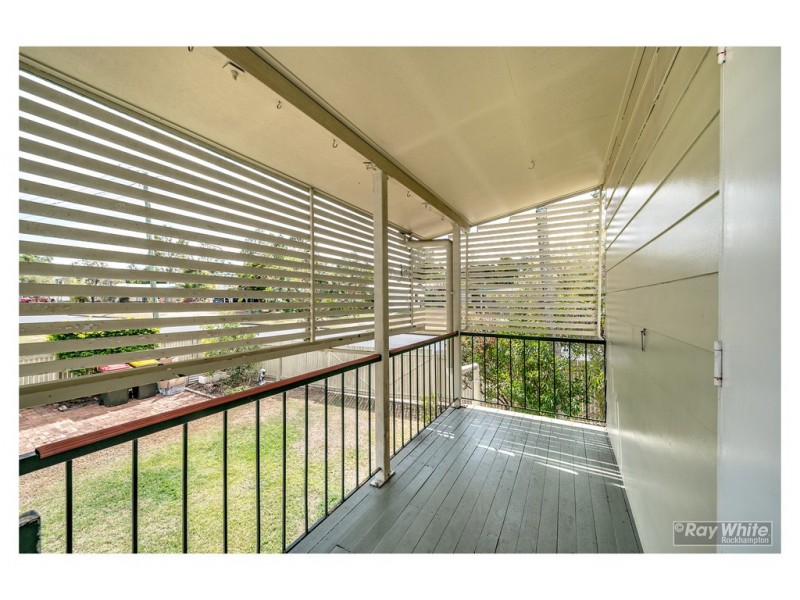 2 Westmoreland Street, Kawana QLD 4701