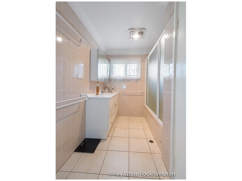 2 Mcrae Place, Frenchville QLD 4701