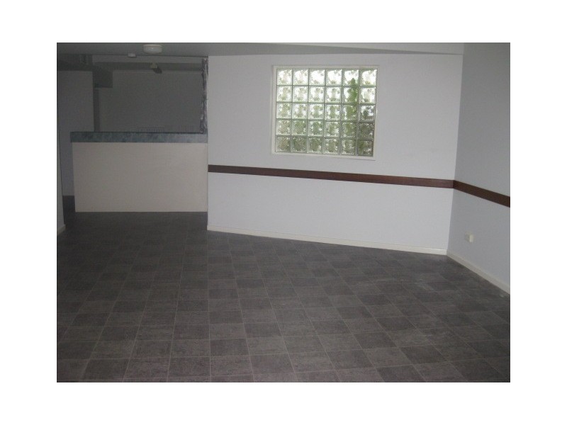 1/210 Murray Street, Allenstown QLD 4700