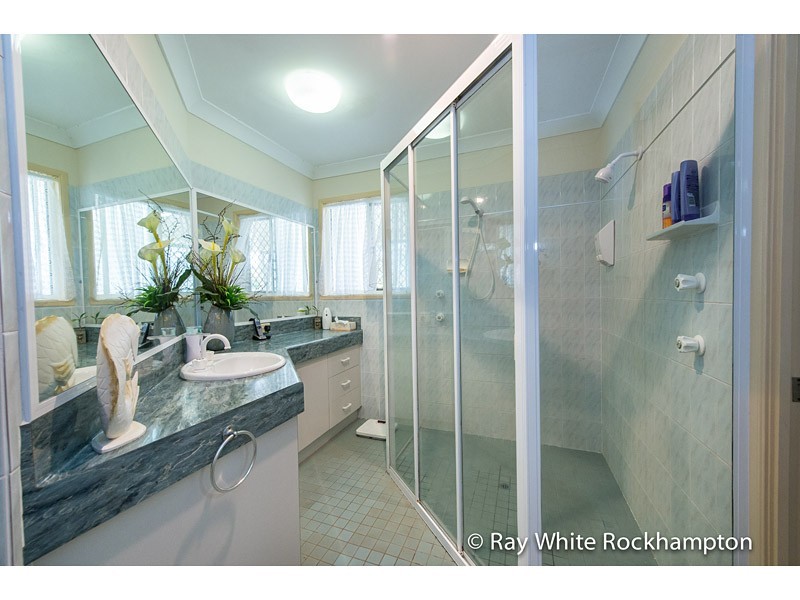 64 Schofield Parade, Keppel Sands QLD 4702