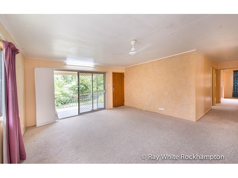 273 Elphinstone Street, Koongal QLD 4701
