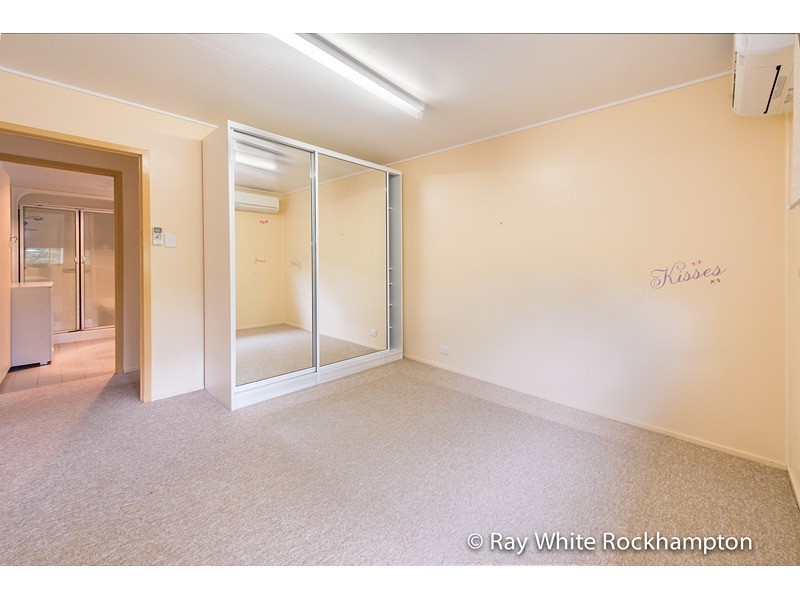 273 Elphinstone Street, Koongal QLD 4701