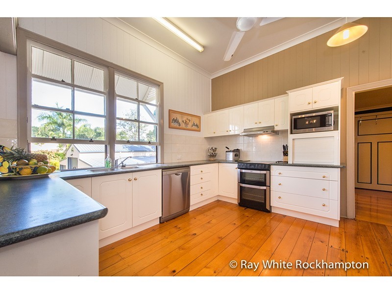 65 Albert Street, The Range QLD 4700