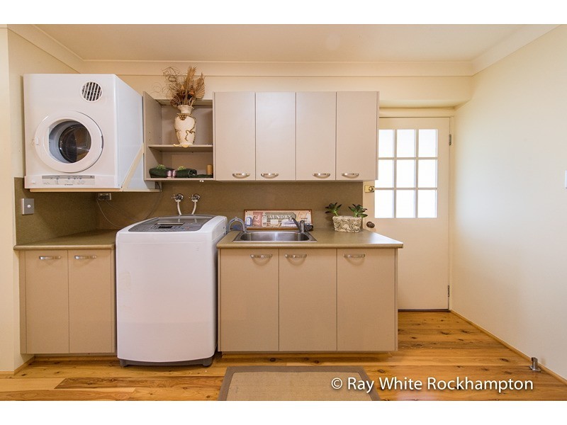 65 Albert Street, The Range QLD 4700