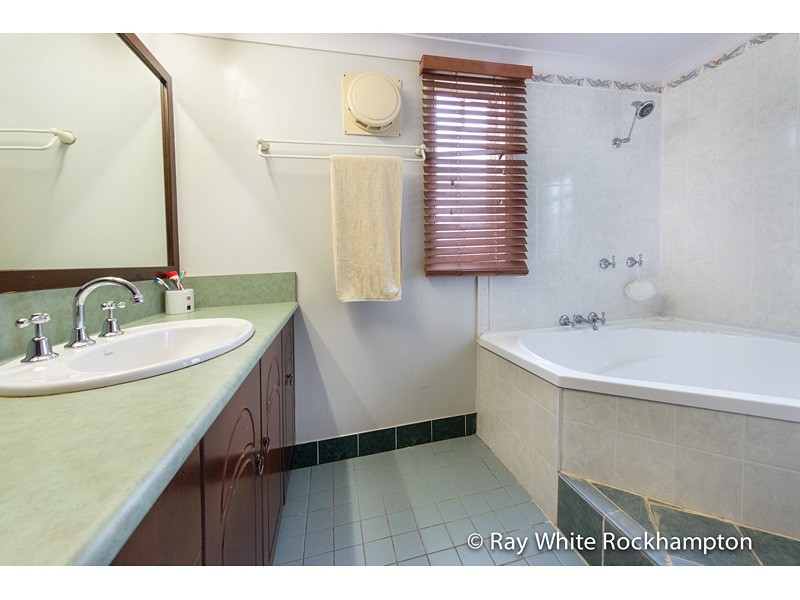 258 Agnes Street, The Range QLD 4700