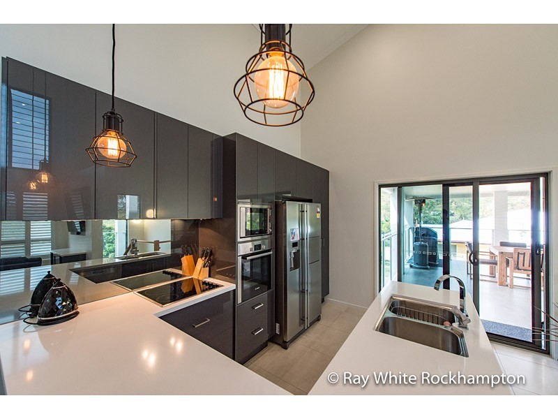 19 Frenchman’s Lane, Frenchville QLD 4701