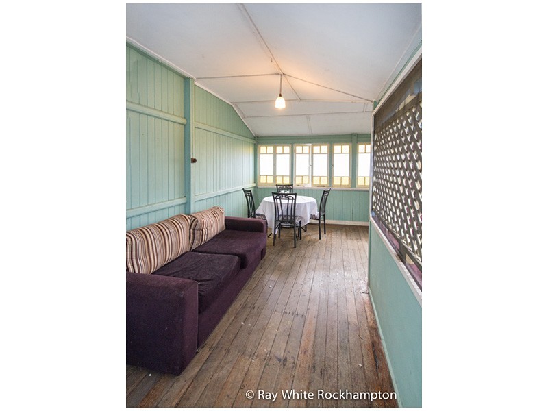 79 Armstrong Street, Berserker QLD 4701