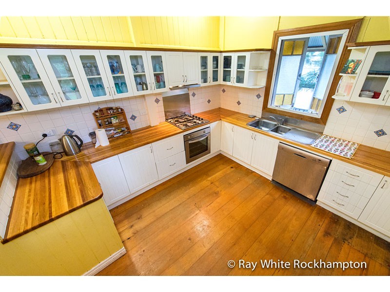 79 Armstrong Street, Berserker QLD 4701