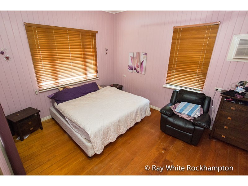 79 Armstrong Street, Berserker QLD 4701