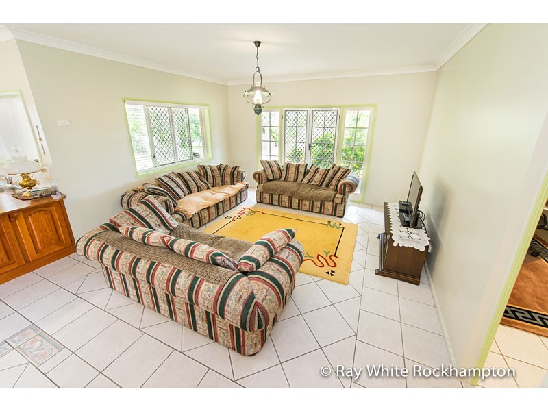 49 Angela Road, Rockyview QLD 4701