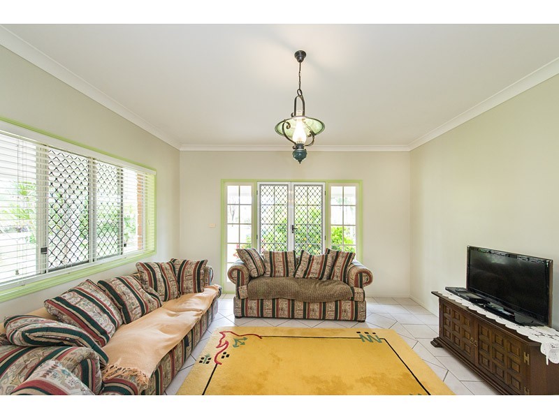 49 Angela Road, Rockyview QLD 4701