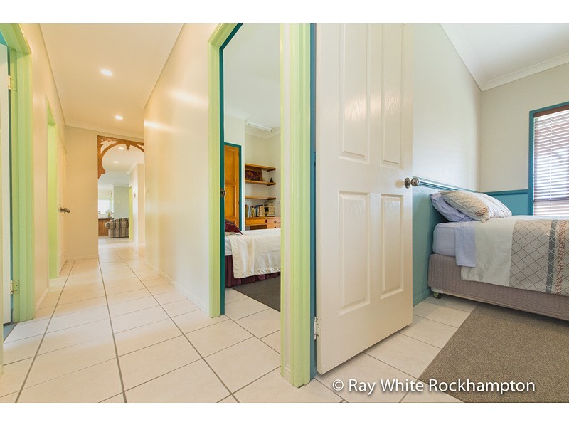 49 Angela Road, Rockyview QLD 4701