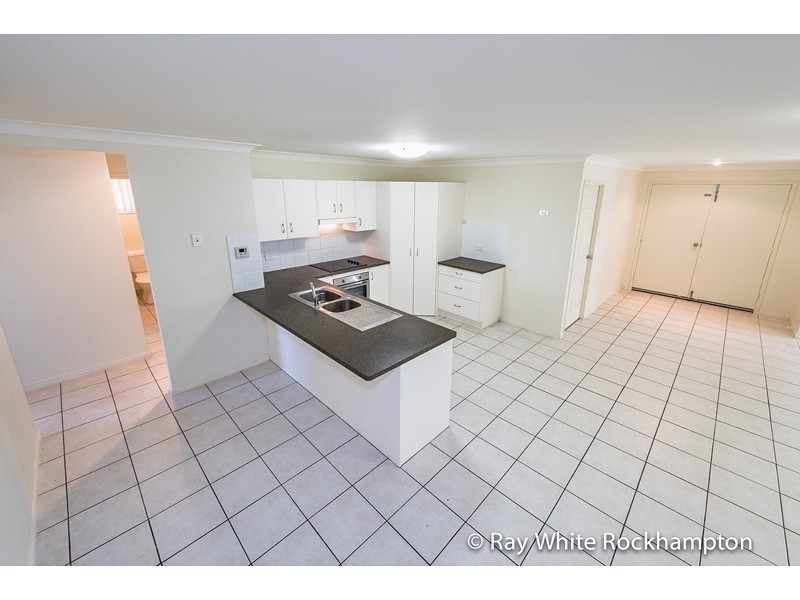 37 Seonaid Place, Gracemere QLD 4702