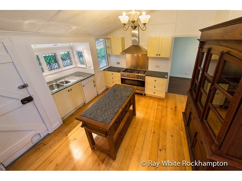 282 Denham Ext Street, The Range QLD 4700