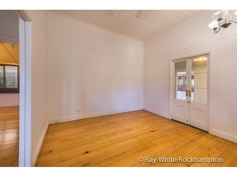 282 Denham Ext Street, The Range QLD 4700