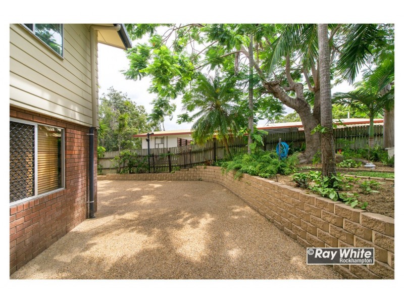 4 Beal Avenue, Frenchville QLD 4701