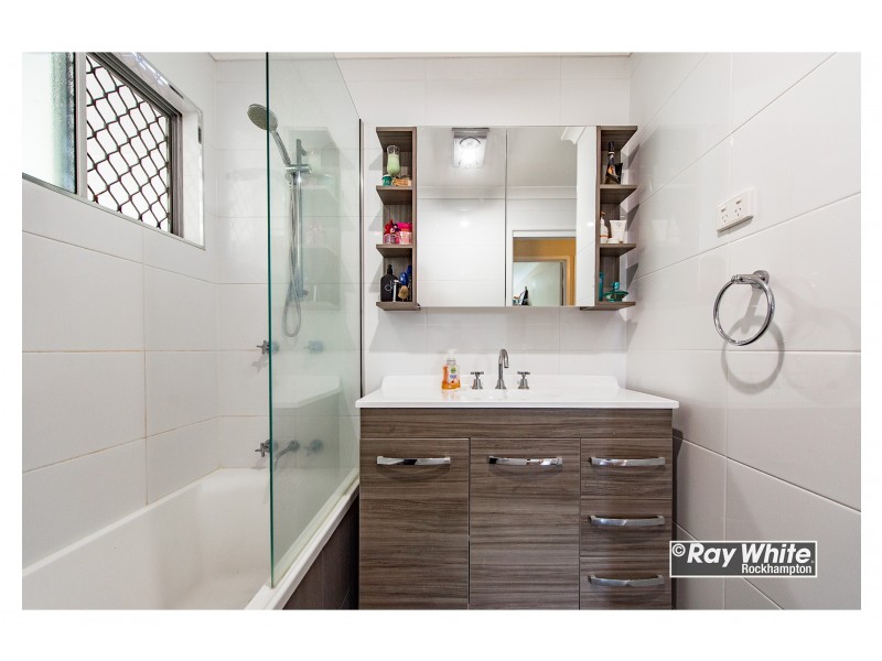 4 Beal Avenue, Frenchville QLD 4701