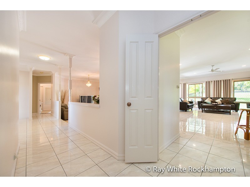 24 Brady Close, Glenlee QLD 4711