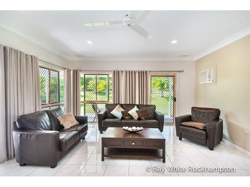 24 Brady Close, Glenlee QLD 4711