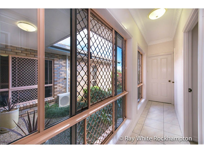 24 Brady Close, Glenlee QLD 4711
