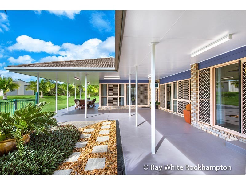 24 Brady Close, Glenlee QLD 4711