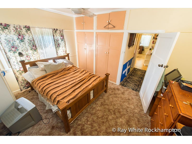 177 Earl Street, Berserker QLD 4701