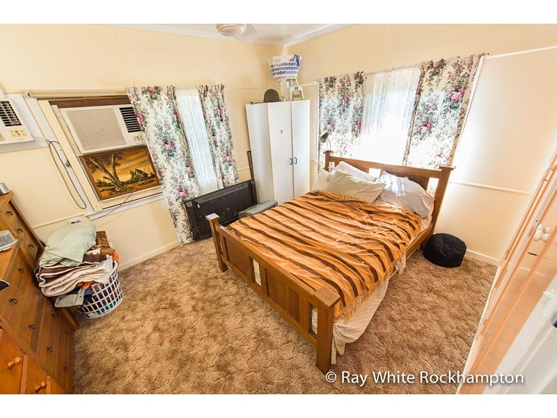 177 Earl Street, Berserker QLD 4701