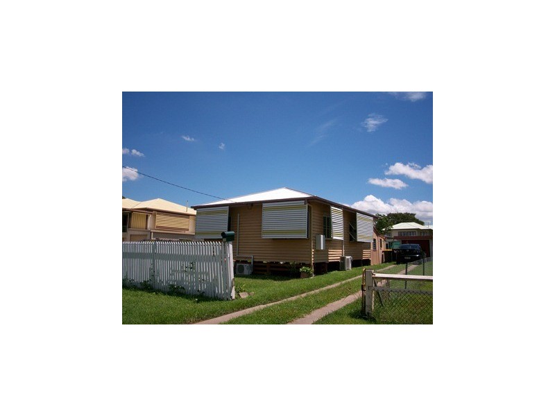155 Mostyn Street, Berserker QLD 4701
