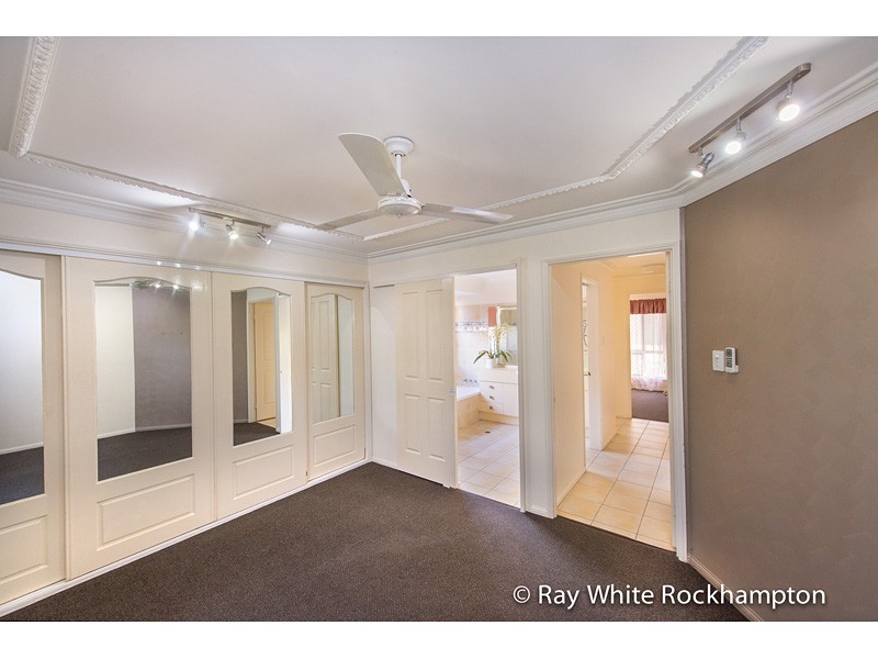 42 Kavanagh Crescent, Koongal QLD 4701