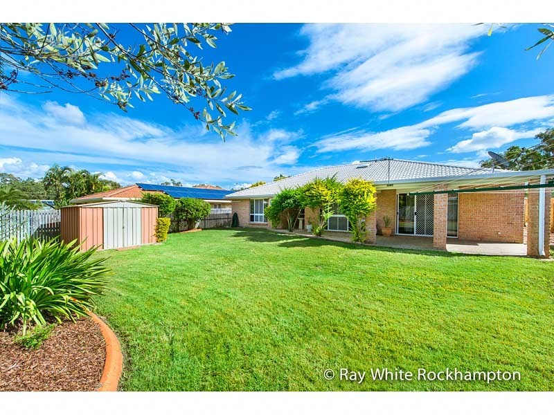 42 Kavanagh Crescent, Koongal QLD 4701