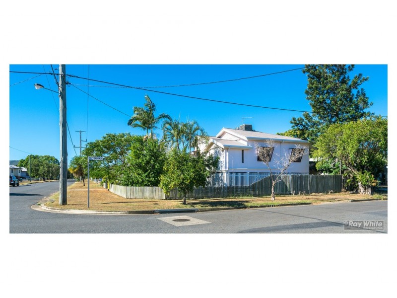 2 Medcraf Street, Park Avenue QLD 4701