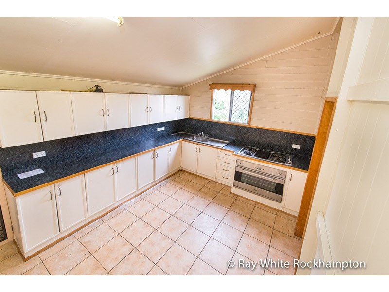 10 Lion Creek Road, Wandal QLD 4700
