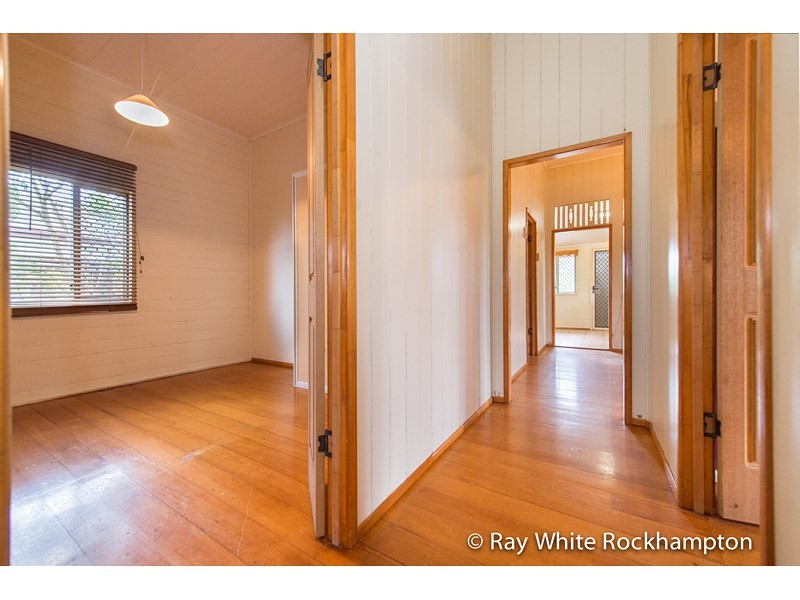 10 Lion Creek Road, Wandal QLD 4700