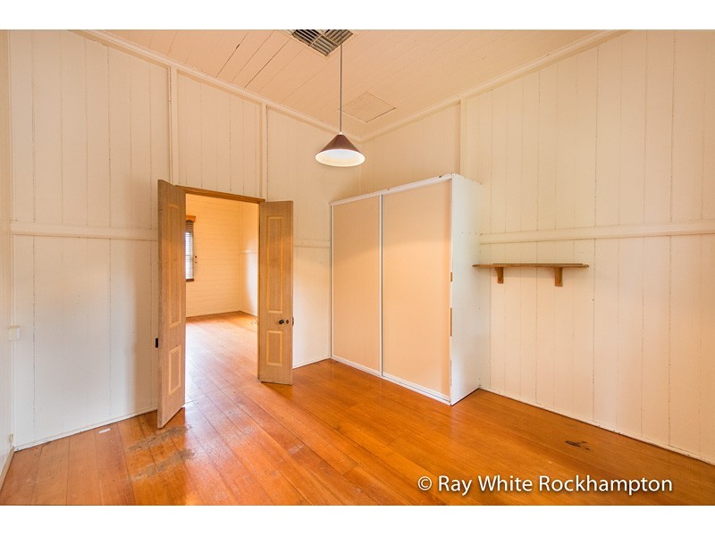 10 Lion Creek Road, Wandal QLD 4700