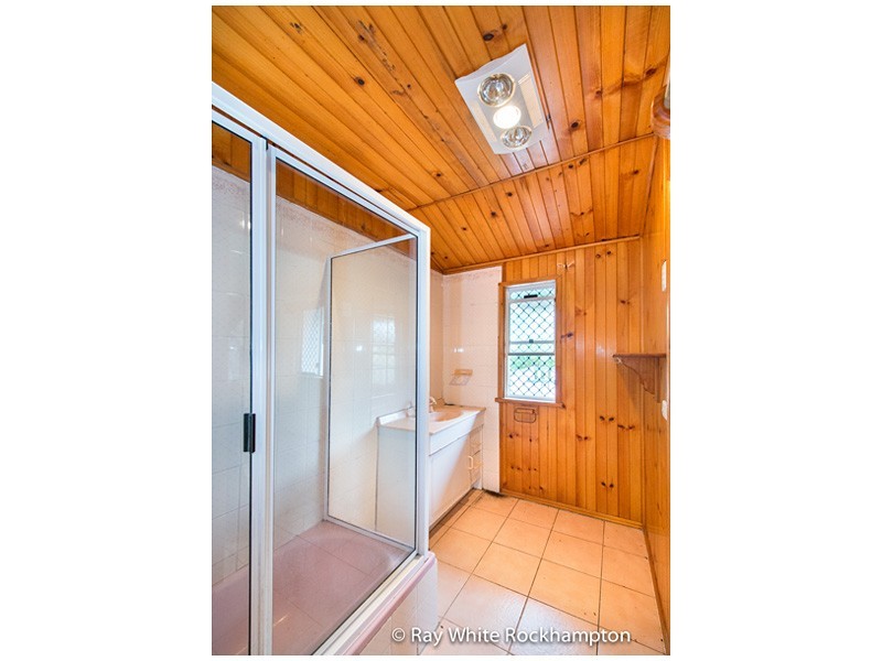 10 Lion Creek Road, Wandal QLD 4700