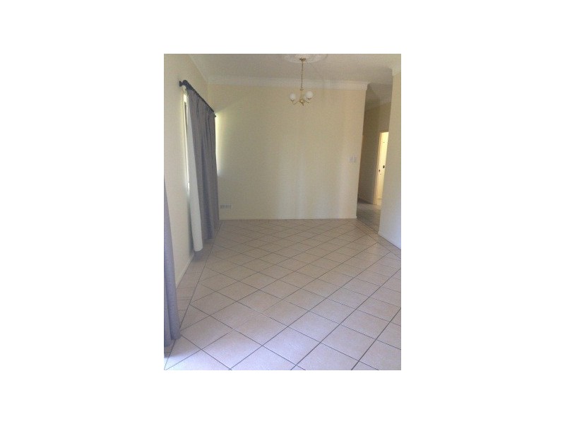 184 Julie Anne Drive, Glendale QLD 4711