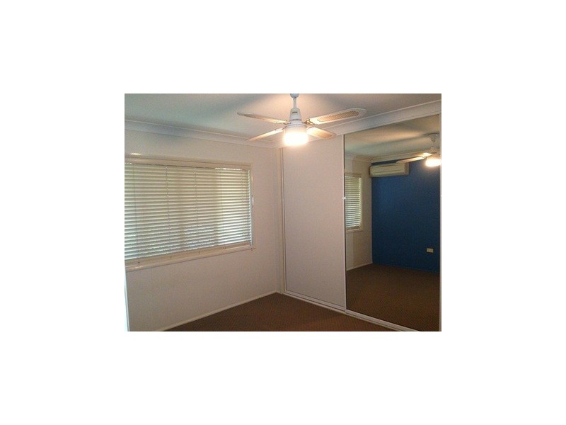 42 Schlencker Drive, Glenlee QLD 4711