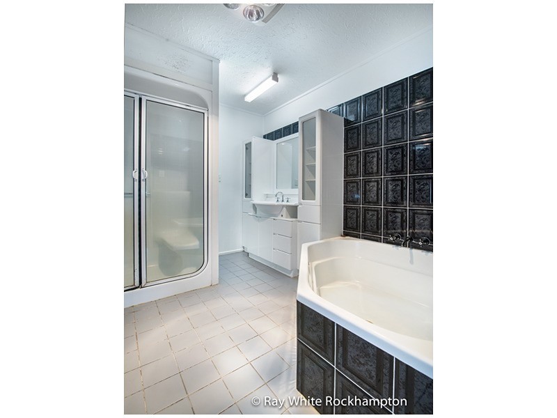 273 Elphinstone Street, Koongal QLD 4701
