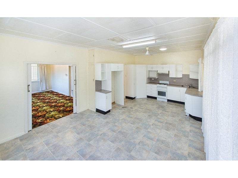 69 Eton Street, West Rockhampton QLD 4700