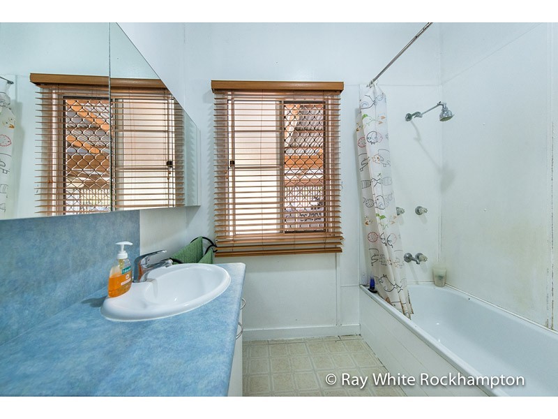 183 Yeppoon Road, Parkhurst QLD 4702