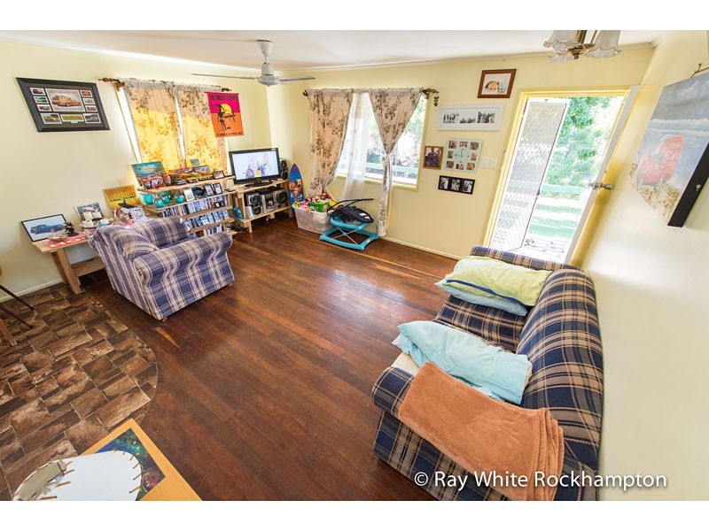 7 Sydney King Close, Gracemere QLD 4702